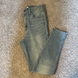 Madewell Curvy Roadtripper Jeans